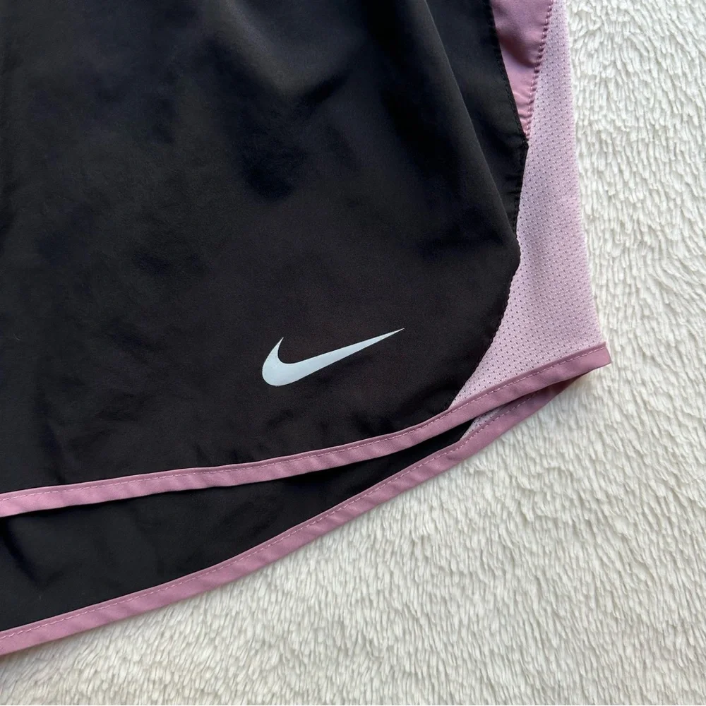 Nike Women's 10K Running Shorts Dri-Fit Lined Black Pink Athletic Tempo 849394 M